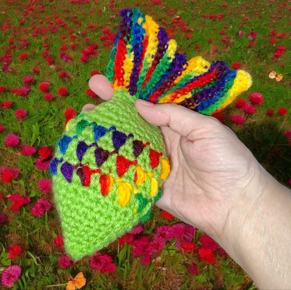 Handmade Crochet Fairy Elven Cat / Small Pet Bed and Toy - Picture 8 of 8